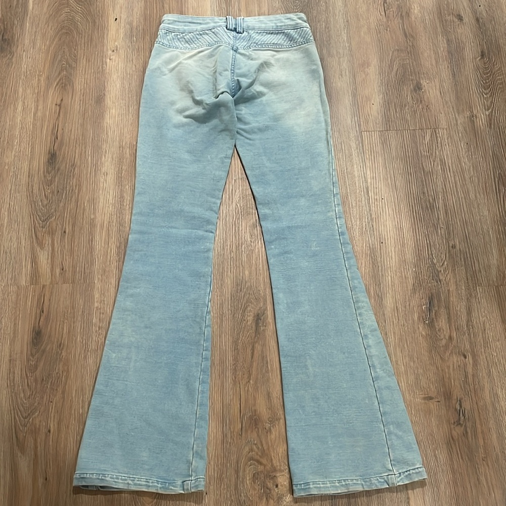 Light blue jeans - Picture 2 of 3